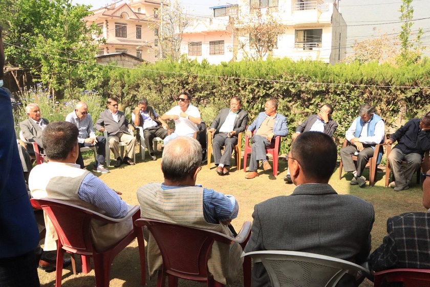 पौडेलले बोलाएको भेलामा गएनन् शेखर र प्रकाशमान, काे-काे छन् उपस्थित ?