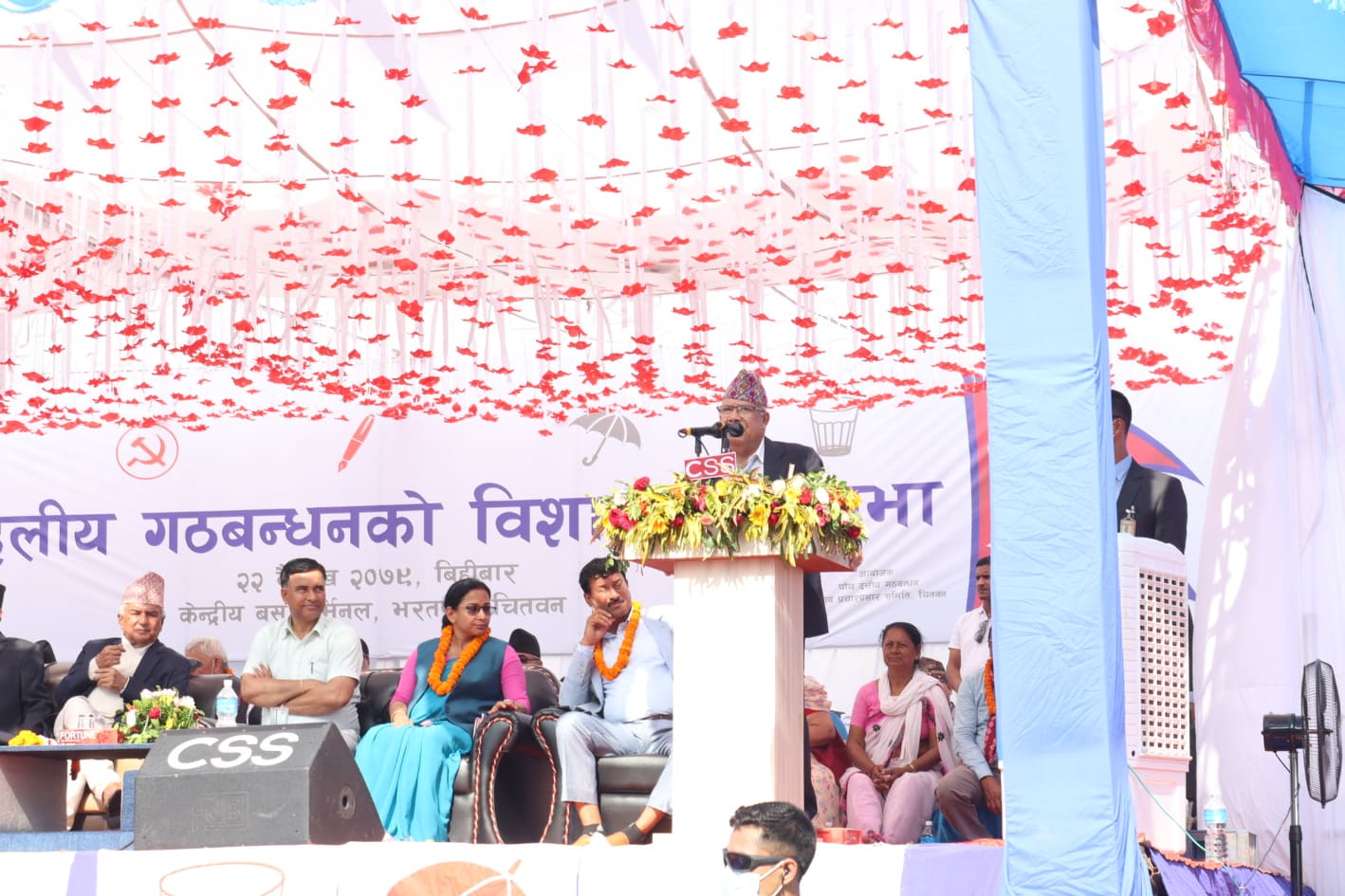 माधव नेपालकाे टिप्पणी : एमाले अहिले कुहिसकेको फर्सीजस्तो