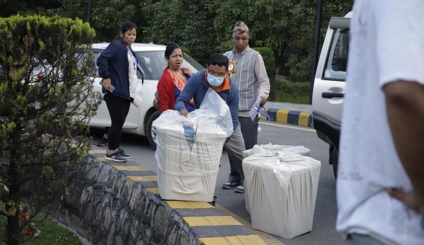 दाेलखामा माओवादीका कार्कीले घटाए मतान्तर, कसकाे कति ?