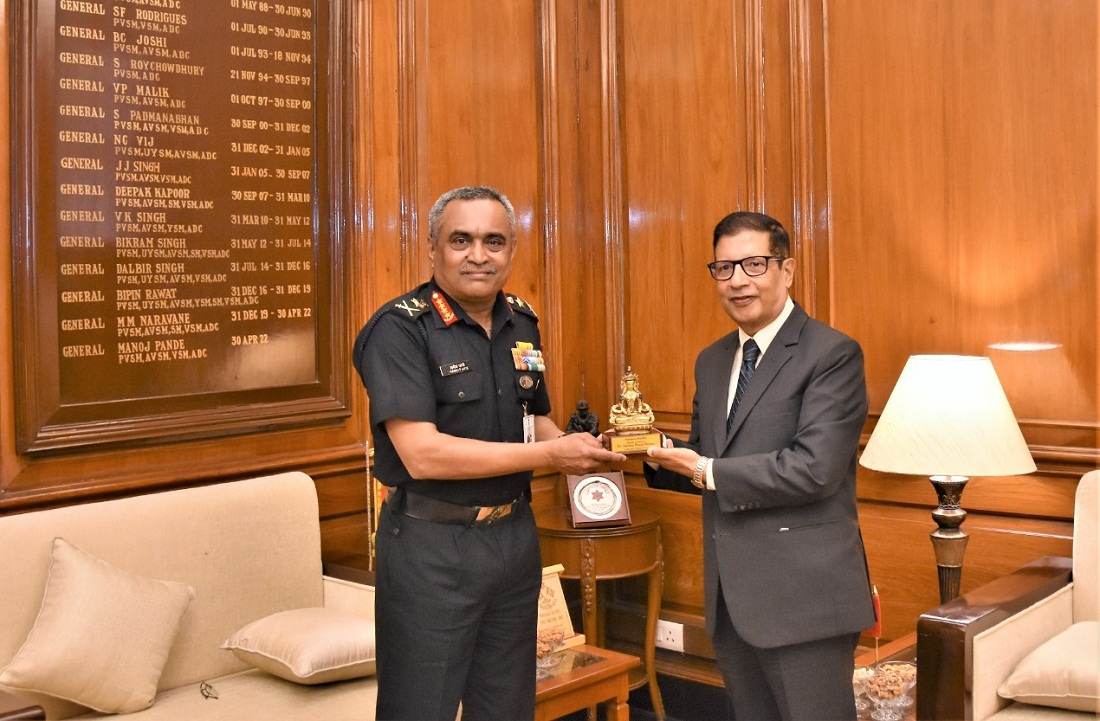 राजदूत शर्माले भेटे भारतीय स्थल सेनाध्यक्ष पाण्डे, द्विपक्षीय रक्षा सहयोगबारे छलफल