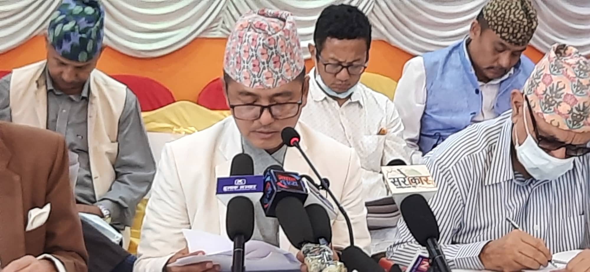 राजेन्द्र लिङ्देनको प्रतिवेदन : शान्ति प्रक्रिया त्रुटिपूर्ण, जनता महंगीको मारमा