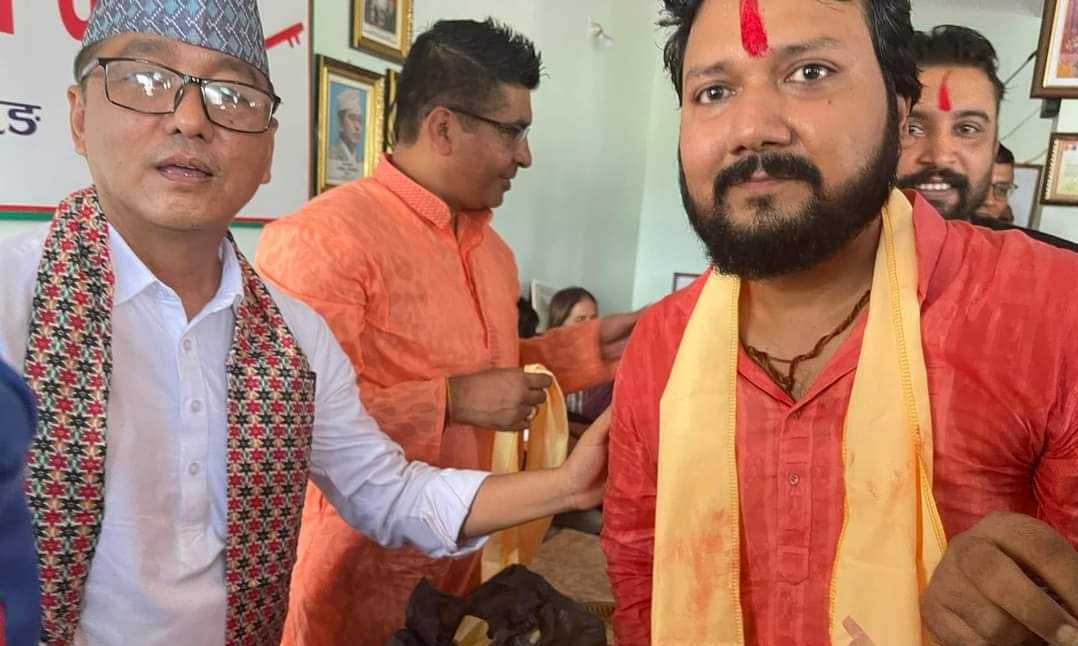 लोसपा केन्द्रीय सदस्य अग्रवाल राप्रपामा प्रवेश
