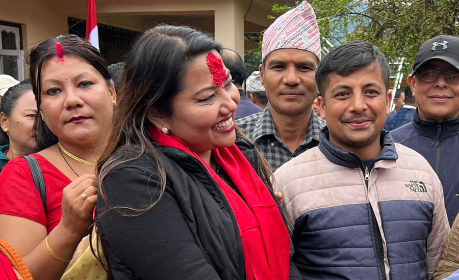 गोकर्ण विष्टसँग प्रतिस्पर्धा गर्न रामकुमारी झाँक्रीले दिइन् गुल्मी-२ बाट उम्मेदवारी