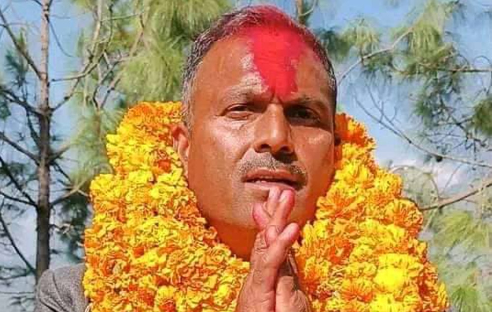 सिन्धुलीबाट खाेल्याे माओवादीले खाता, लेखनाथ दाहाल निर्वाचित
