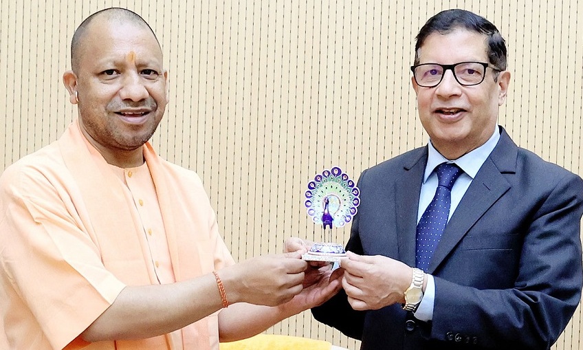 राजदूत शर्माले भेटे उत्तरप्रदेशका मुख्यमन्त्री योगी आदित्यनाथ