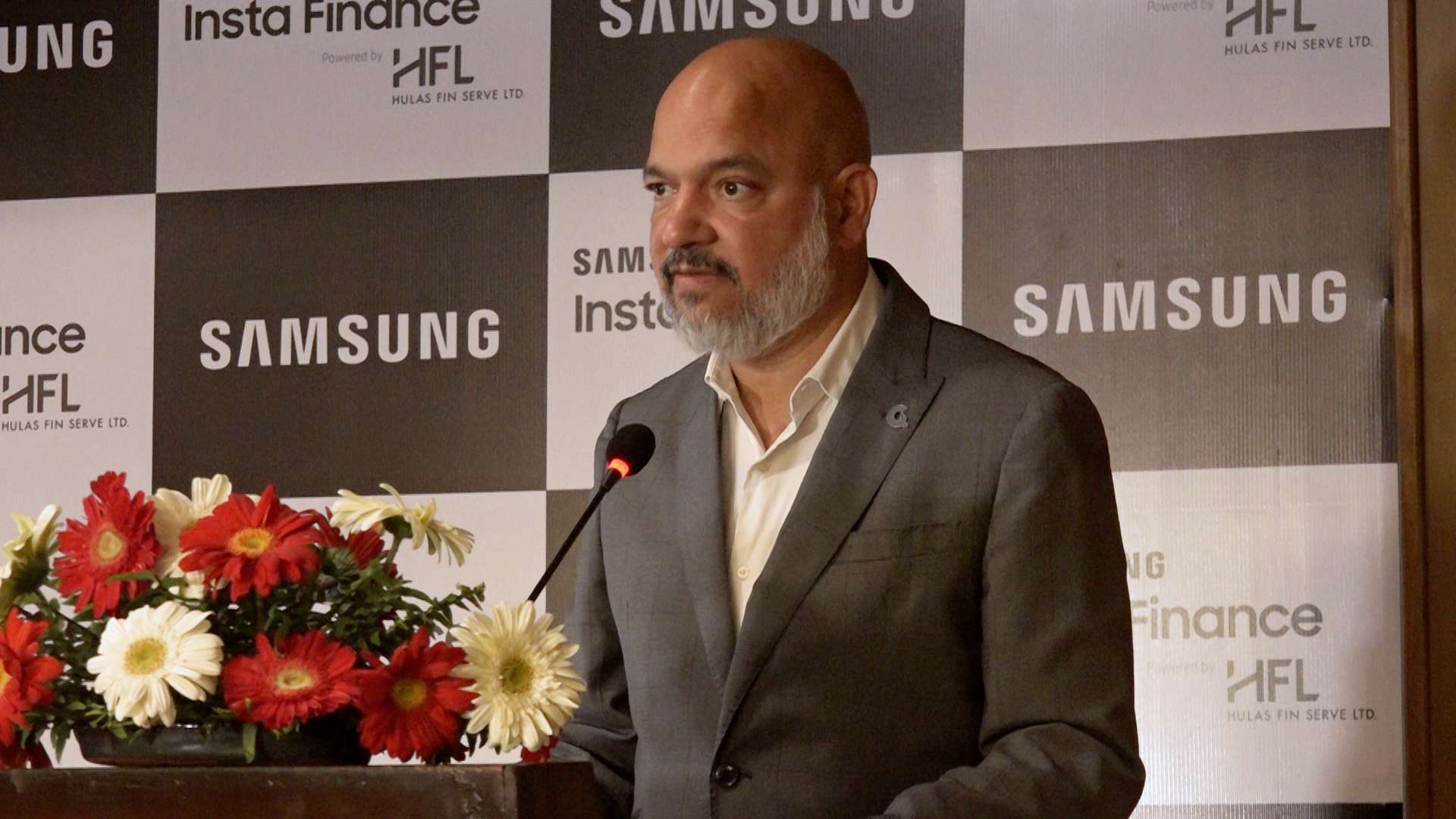 ४० प्रतिशत डाउन पेमेन्टमा सामसङ फोन किन्न सकिने