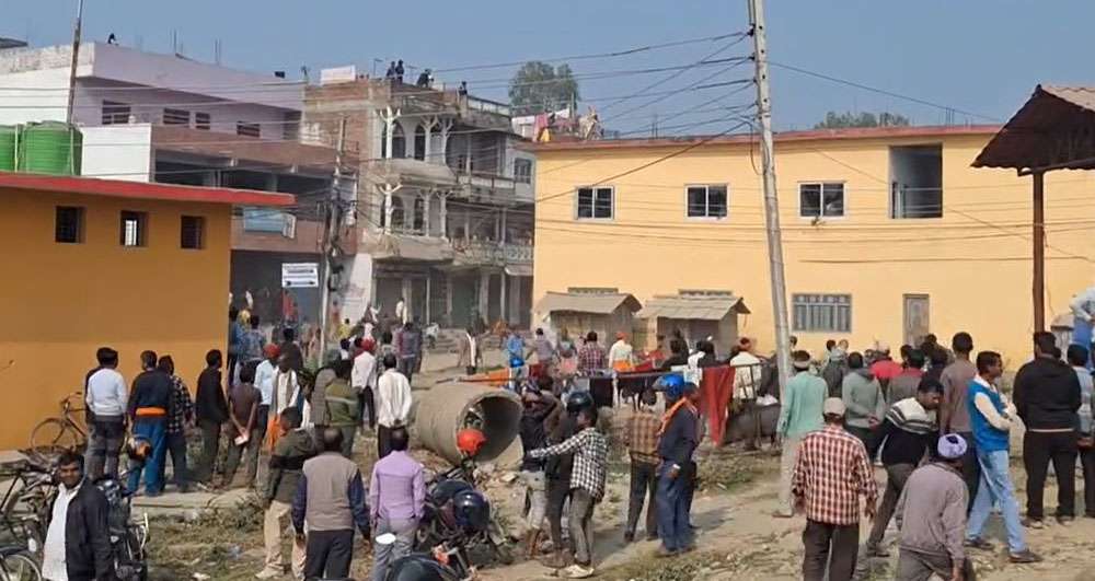 सर्लाहीको बरहथवामा कर्फ्यु हट्यो, भोलिसम्म निषेधाज्ञा