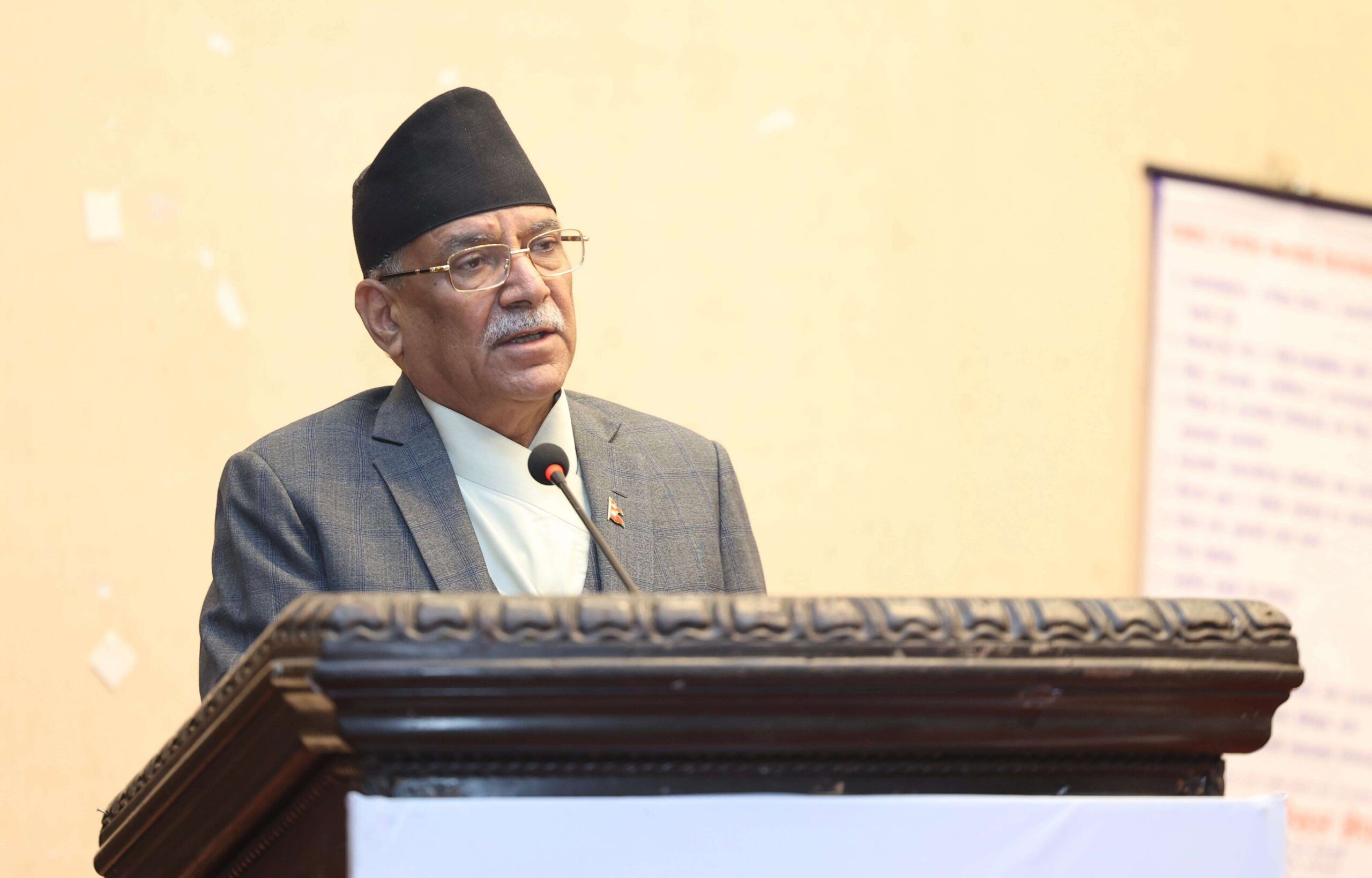 ‘ढुङ्गा, गिट्टी, बालुवाको संकलन र उत्खननले चुरे क्षेत्रको दोहन बढ्यो’