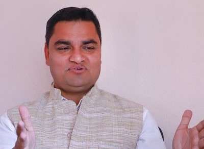 स्वास्थ्यमन्त्री पौडेलले पनि दिए राजीनामा