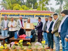 कामना सेवा विकास बैंकद्वारा रुद्रपुर खानेपानी संस्थालाई कम्प्युटर हस्तान्तरण