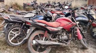 १६ वटा मोटरसाइकल गौर भन्सारमा बुझाइयो