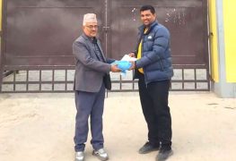 क्यान्सर पीडित विद्यार्थीको उपचारका लागि शिक्षकहरूद्वारा आर्थिक सहयोग