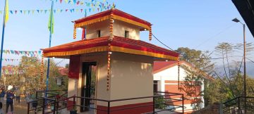 शिक्षक दम्पतीले विद्यालयमा बनाइदिए सरस्वती मन्दिर