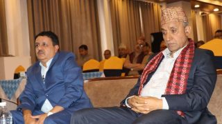 चिनियाँ कम्युनिष्ट पार्टी बदल्ने राष्ट्रपति सी का ८ नियमको चर्चा