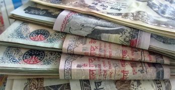 दार्चुलाका शिक्षकहरूले मासिक रूपमा तलब र भत्ता प्राप्त