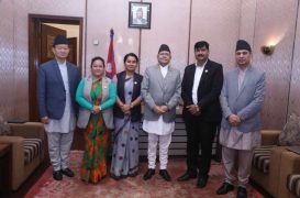 सभापति किरणकुमार साहलाई माइक फालेकी सांसद कल्पना मियाँले सुल्झाइन् विवाद, दुबै पक्षको सहमति