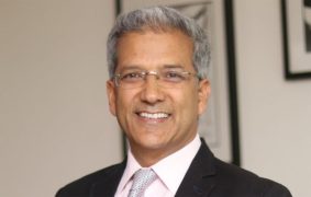 मिश्रलाई थुनामा राख्ने कारण पेश गर्न सर्वोच्चको आदेश