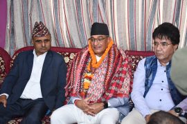‘कसैले कसैसँग भेटेर तस्बिर खिच्दा गठबन्धनमा कुनै प्रभाव पर्ने छैन्’