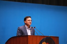योगेश भट्टराईको प्रश्न-कुलमानलाई हटाउँदा  प्रचण्ड यति विचलित किन भए?