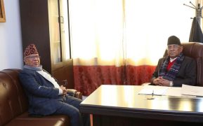 प्रचण्ड र माधव नेपालबीच भेटवार्ता, विपक्षी गठबन्धनको बैठक तयारीमा