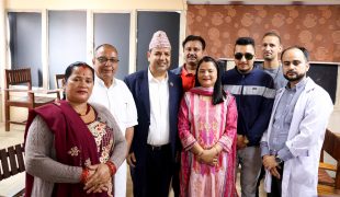 काठमाडाैं मेडिकल कलेजकाे सफलताः श्रीमतीकाे कलेजाे श्रीमानमा प्रत्याराेपण