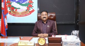 प्रधानमन्त्रीको दबावपछि सामान्य प्रशासनमन्त्री गुप्ताले दिए राजीनामा