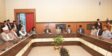 निजामती सेवा विधेयकका त्रुटि सच्याउन बनेको समितिसँग सभामुखको छलफल