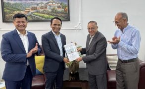 बैंकिङ सुधार प्रतिवेदन कार्यदलद्वारा पेश