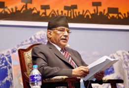 प्रचण्डको घोषणा : माओवादी नेताका छोराछोरी सरकारी विद्यालयमै पढ्नुपर्ने