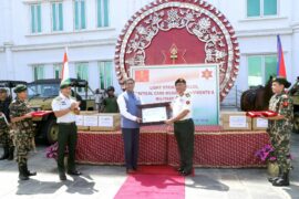 नेपाली सेनालाई भारतको स्ट्राइकिङ भेइकल र घोडा उपहार