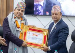 उर्जा सचिवको विदाइमा मन्त्री खड्काले भने :उहाँ कुशल प्रशासक हो, राज्यले अझै उपयोग गर्छ