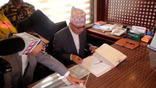 स्वकीय सचिवालय नराख्ने अर्थमन्त्री खनालको घोषणा, फजुल खर्च रोक्ने