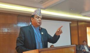 बागमतीका सभामुखले बुझाए राजीनामा पत्र