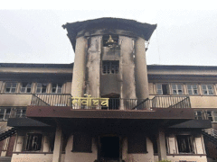 सर्वोच्च अदालतमा मुद्दा स्थगित, पुन: सुनुवाइको मिति तोकिएको छैन