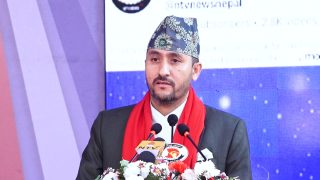 मूलधारका मिडियाहरु सकस र संघर्षपूर्ण तरिकाले चल्नु परेको छ :मन्त्री खरेल