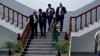 प्रधानमन्त्री र निर्वाचन आयोगका पदाधिकारीबीच छलफल, के भयो कुराकानी ?