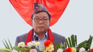 शिक्षामन्त्री पुन भन्छन्– नेपालीहरु आफ्नै ढंग नपुगेर दुःख पाइरहेका छन्