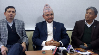 राजनीतिक लक्ष्य प्राप्तिका लागि सरकारले ठेक्का तोड्दैछ : अध्यक्ष सिंह