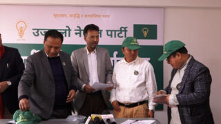 नवप्रवेशीलाई कुलमानको आग्रह : तत्काल निर्वाचनमा खटिनुहोला, पार्टीको जिम्मेवारी पछि तोक्नेछौं