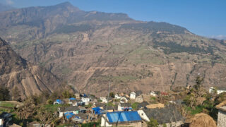 युवाविहीन बस्तीमा चुनावी रौनक : न भोटर छन्, न त उत्साह !