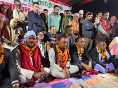 सिरहाको गोलबजारमा कांग्रेस सभापति गगन थापाको भव्य स्वागत (तस्बिरहरु)