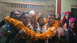 सर्लाही ४ मा अमरेश सिंहसँग हारे गगन थापा