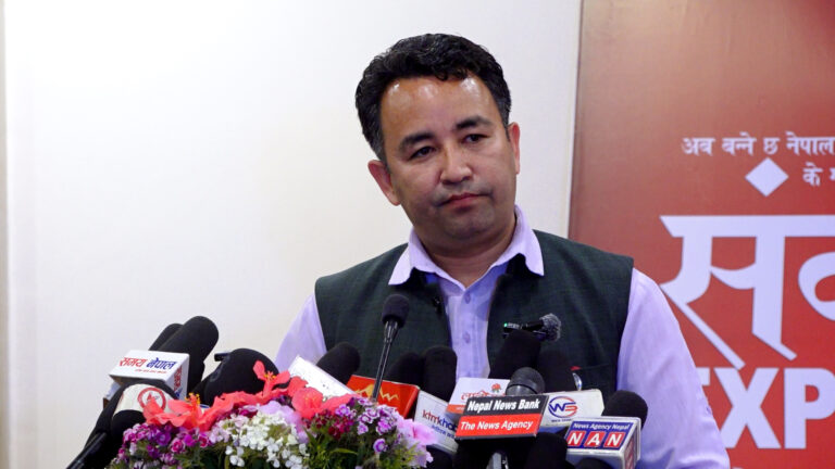 गणेश पराजुलीको राजनीतिक त्याग : संगठनलाई प्राथमिकतामा राख्दै विपिनकुमार आचार्यलाई समर्थन