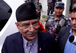 गृहमन्त्रीको राजीनामा बारे प्रचण्डको टिप्पणी- ‘उहाँले दिनुभयो, राम्रो गर्नुभयो’