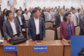 विपक्षीको अवरोधपछि प्रतिनिधि सभाको बैठक १५ मिनेटका लागि स्थगित