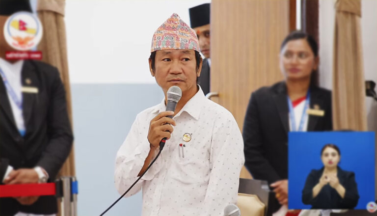सभामुखसँग हर्क साम्पाङको माग : ‘नेपालको रक्षा मन्त्री को हो, संसदमा ल्याइदिनुपर्‍यो’