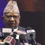 कुराले चिउरा भिज्दैन व्यवहारमै कम्युनिस्ट एकता देखिनुपर्छ : माधव नेपाल