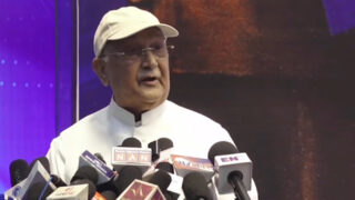 हामी लडेका छौँ, मरेका होइनौँ, फेरि उठेर प्रतिगमनलाई पराजित गर्छौँ : ओली