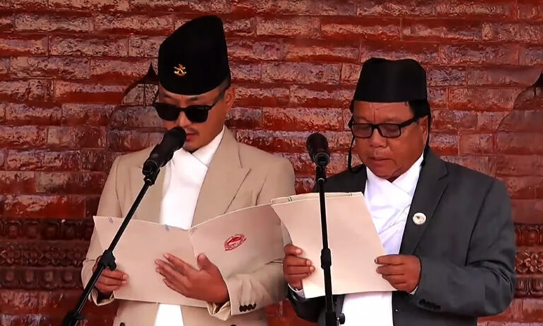 सुदन गुरुङ र महावीर पुनले लिए मन्त्री पदको शपथ