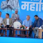 रास्वपा महाधिवेशनमा पुगे बाबुराम र वर्षमान